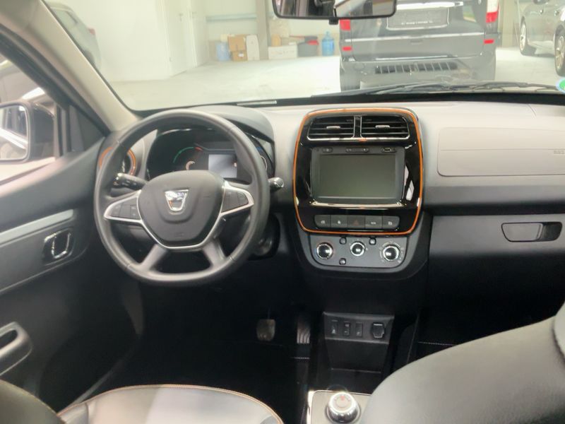 Dacia Spring electric drive 33 kW Comfort Plus — zdjęcie 12