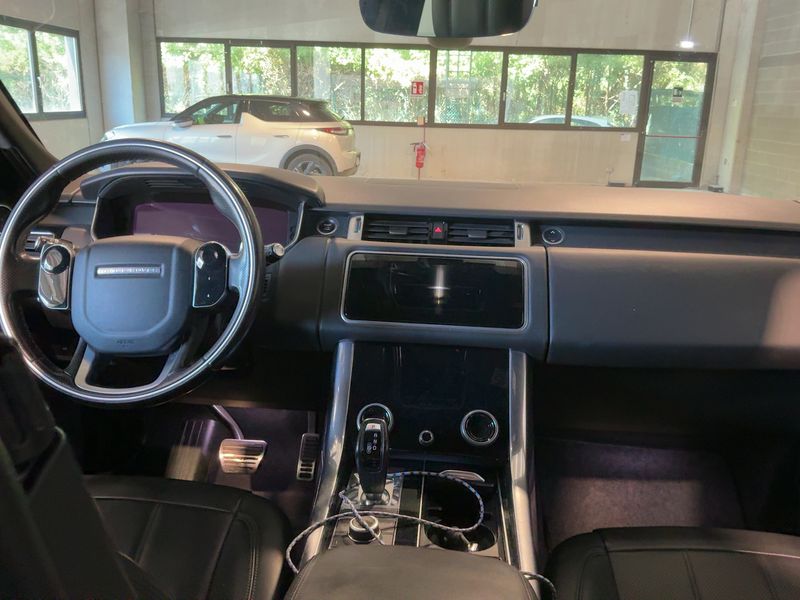 Land Rover Range Rover Sport 3.0 SD V6 HSE Dynamic — zdjęcie 12