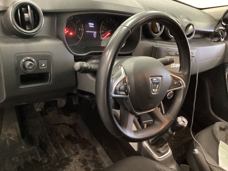 Dacia Duster 1.5 Blue dCi Prestige 2020 – снимка 24