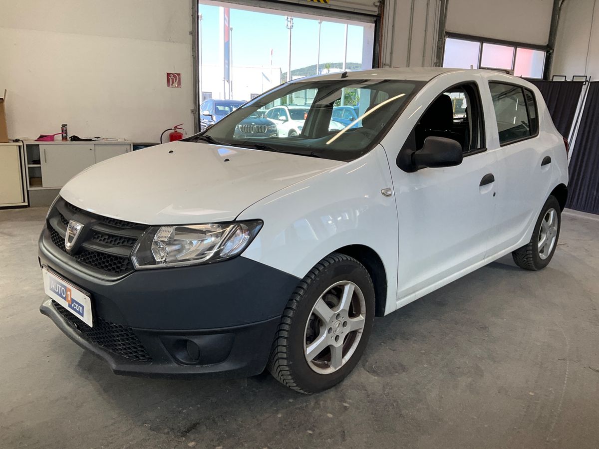 Dacia Sandero 2015