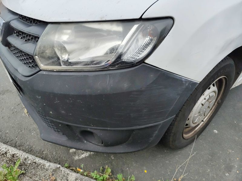 Dacia Sandero 1.2 2013 – снимка 39