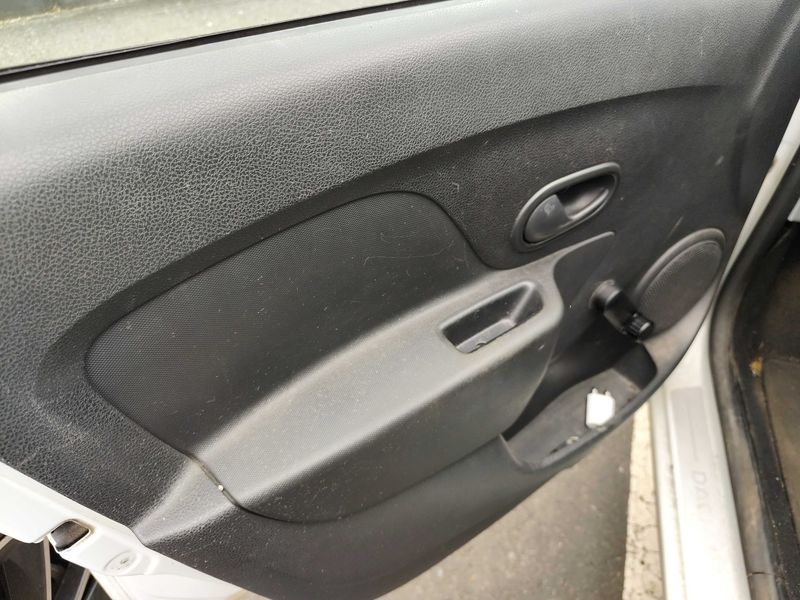Dacia Sandero 1.2 2013 – снимка 25