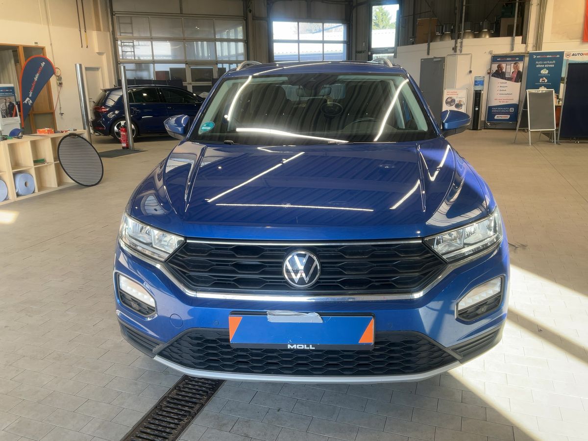 Volkswagen T-Roc 2021 — photo 15