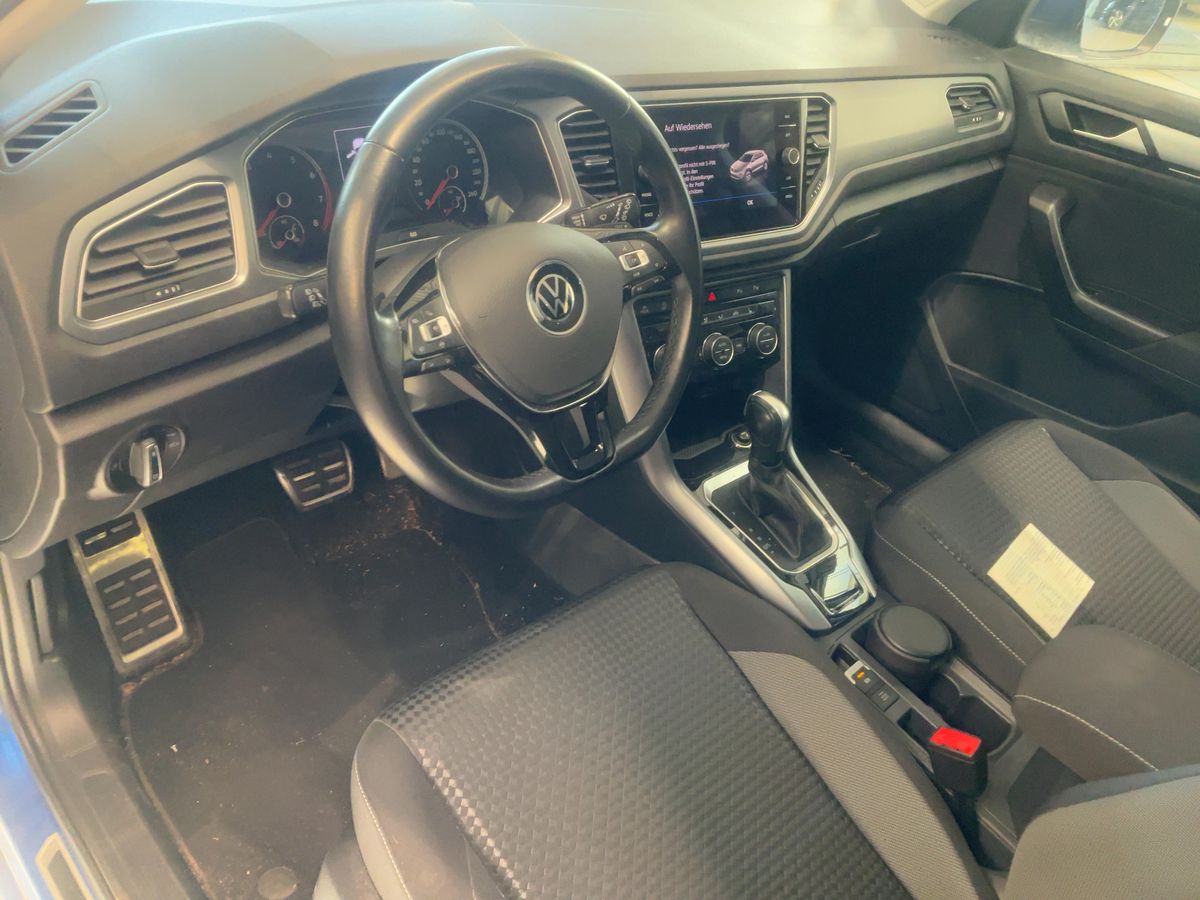Volkswagen T-Roc 2021 — photo 19