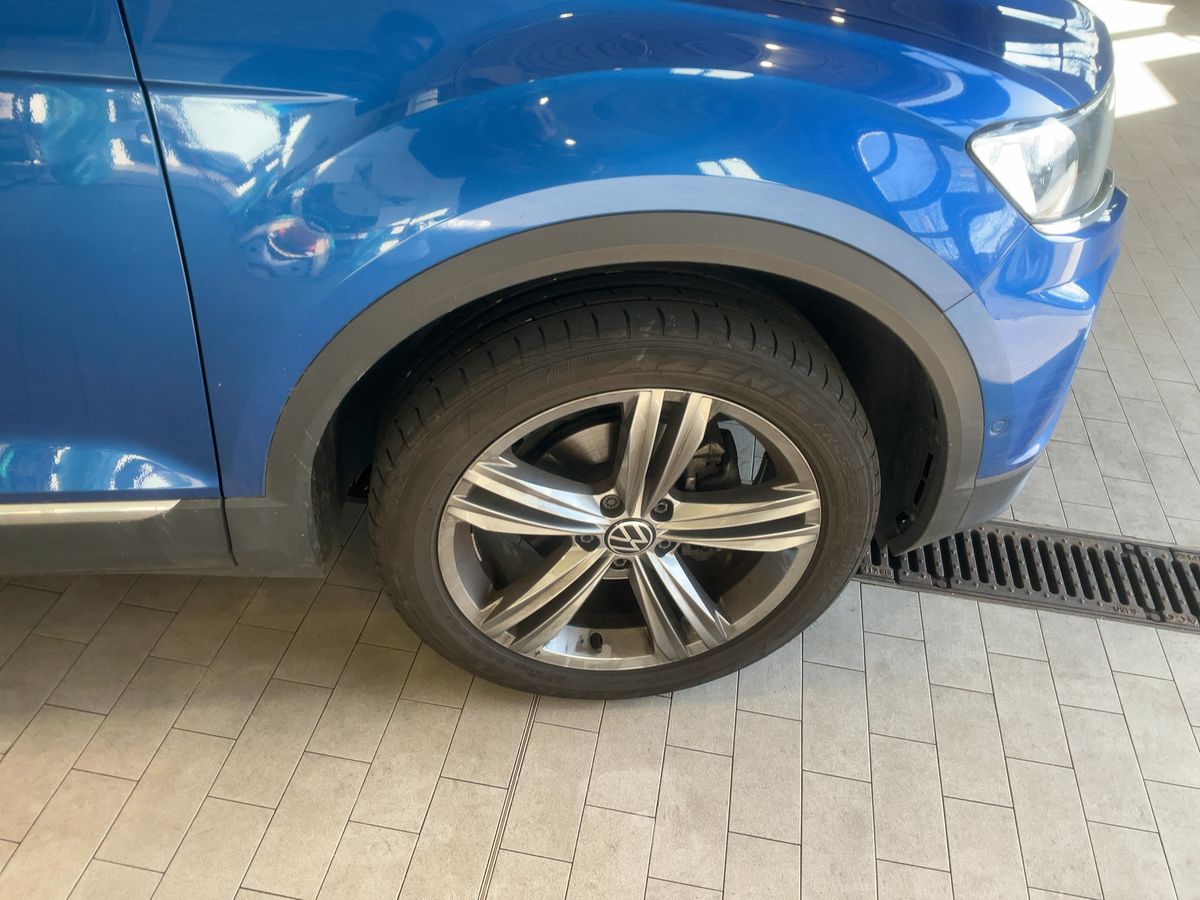 Volkswagen T-Roc 2021 — photo 12