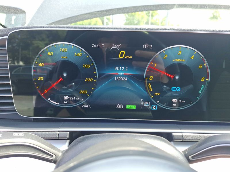 Mercedes-Benz GLE-Klasse GLE 350 de 4Matic AMG Line — zdjęcie 12