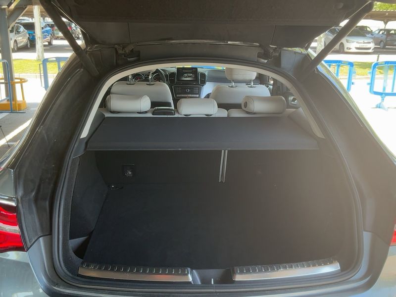 Mercedes-Benz GLE-Klasse GLE 350 d 4Matic AMG Line — zdjęcie 10