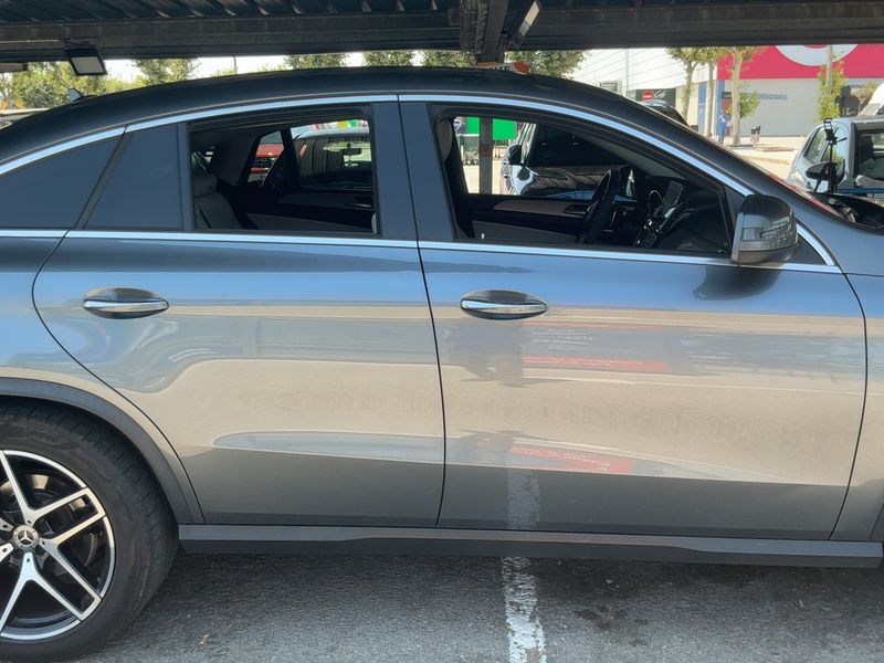 Mercedes-Benz GLE-Klasse GLE 350 d 4Matic AMG Line — zdjęcie 7