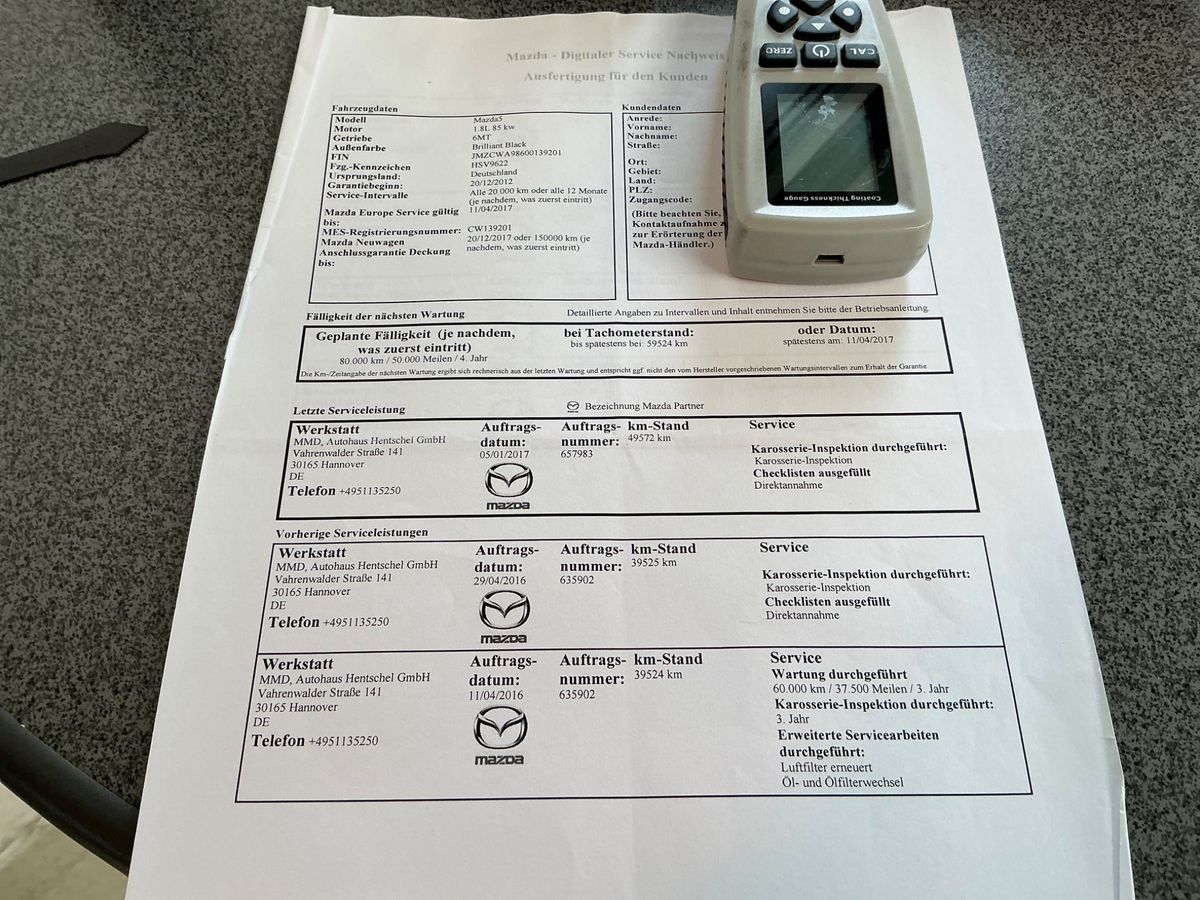 Mazda 5 2012 — photo 3