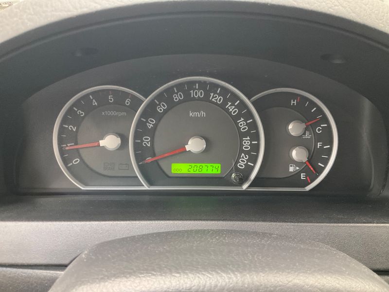 Kia Sorento 2.5 CRDi VGT LX — zdjęcie 4