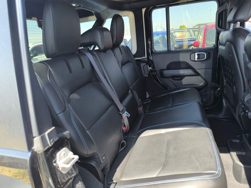Jeep Wrangler Unlimited 2.0 4xe Plug-in Hybrid Rubicon — zdjęcie 13