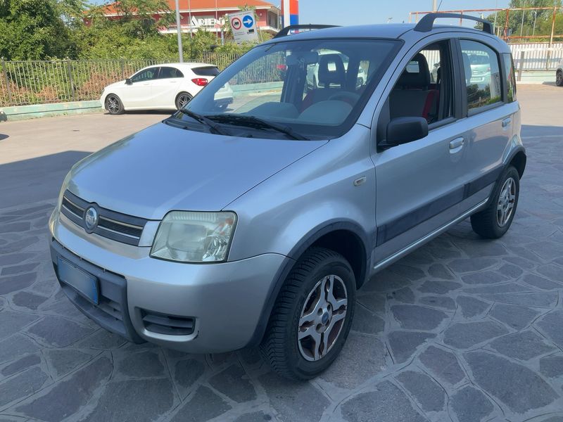 Fiat Panda 1.3 JTD Climbing 4x4 — zdjęcie 2