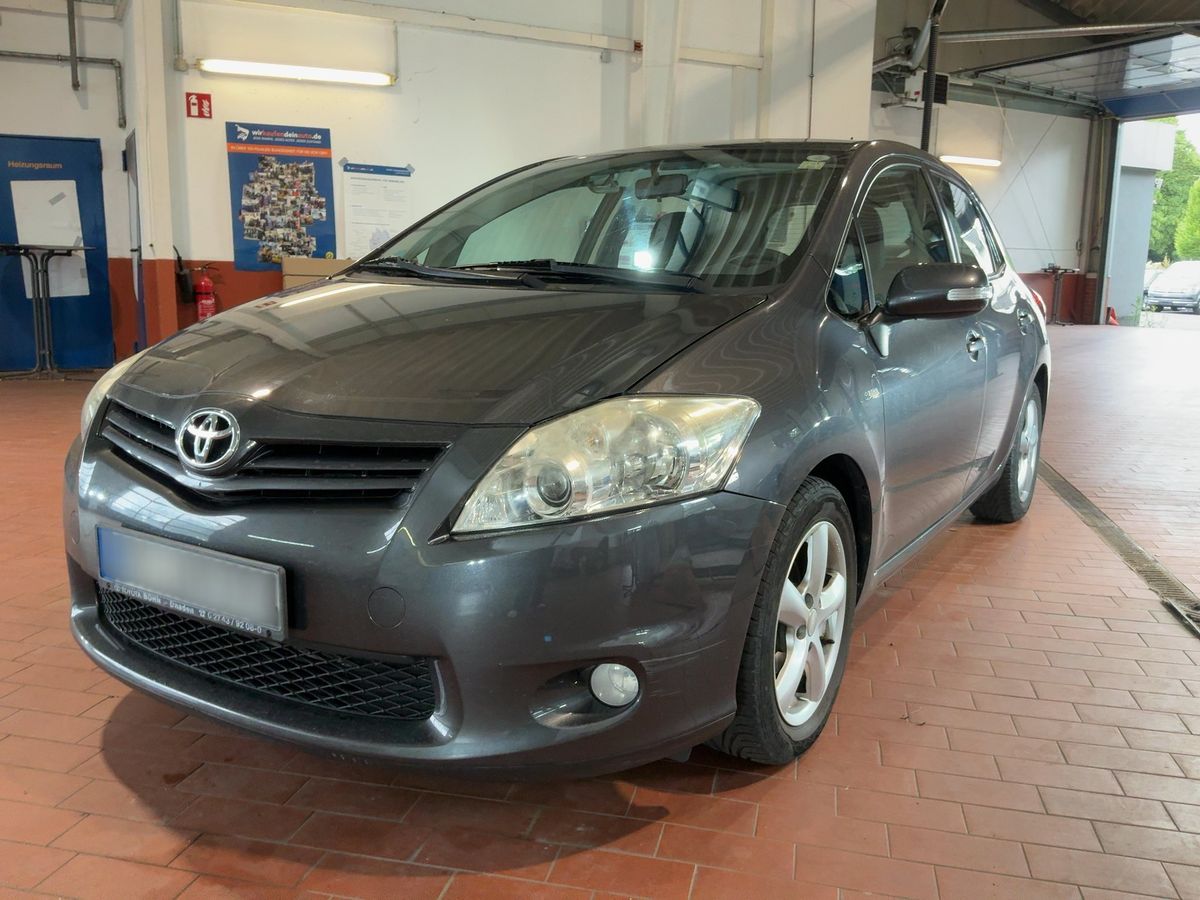 Toyota Auris 2010