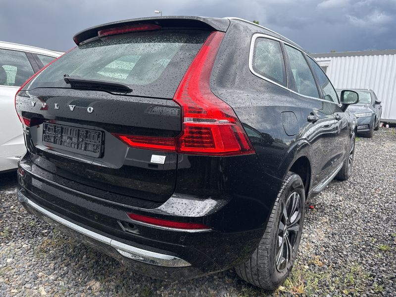 Volvo XC60 2.0 T6 Recharge Plug-in Hybrid Plus Bright AWD — zdjęcie 5