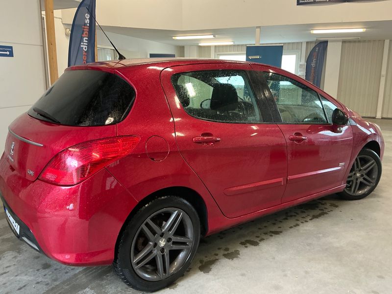 Peugeot 308 1.6 Active 2012 – снимка 2