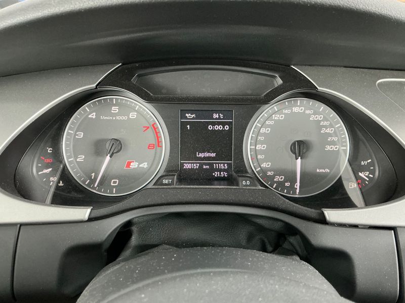 Audi S4 3.0 V6 TFSI quattro — zdjęcie 13