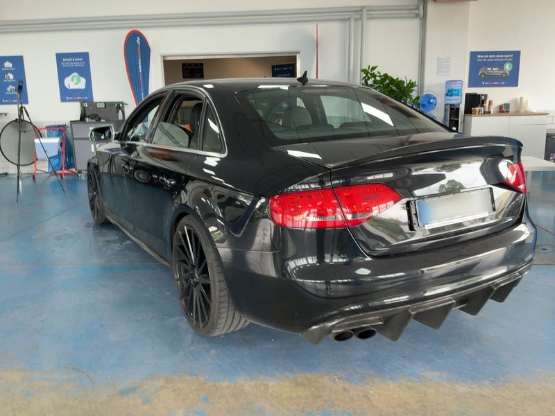Audi S4 3.0 V6 TFSI quattro — zdjęcie 3