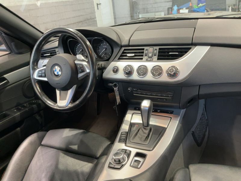 BMW Z4 sDrive 23i — zdjęcie 12
