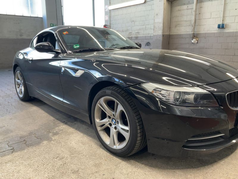 BMW Z4 sDrive 23i — zdjęcie 8