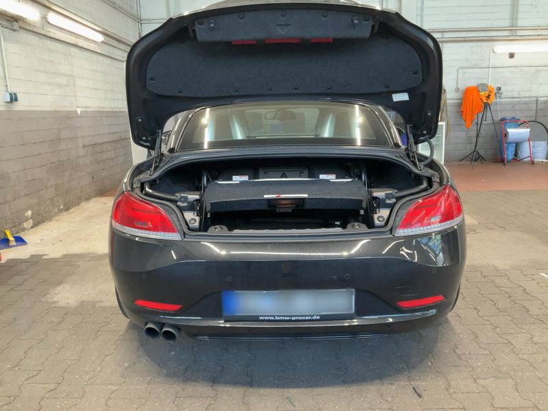 BMW Z4 sDrive 23i — zdjęcie 10
