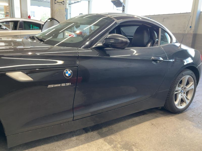 BMW Z4 sDrive 23i — zdjęcie 4