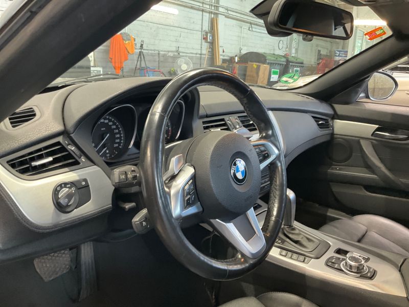 BMW Z4 sDrive 23i 2011 – снимка 27