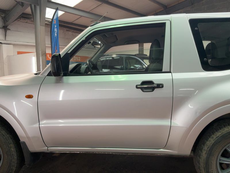 Mitsubishi Pajero 3.2 DI-D Elegance — zdjęcie 4