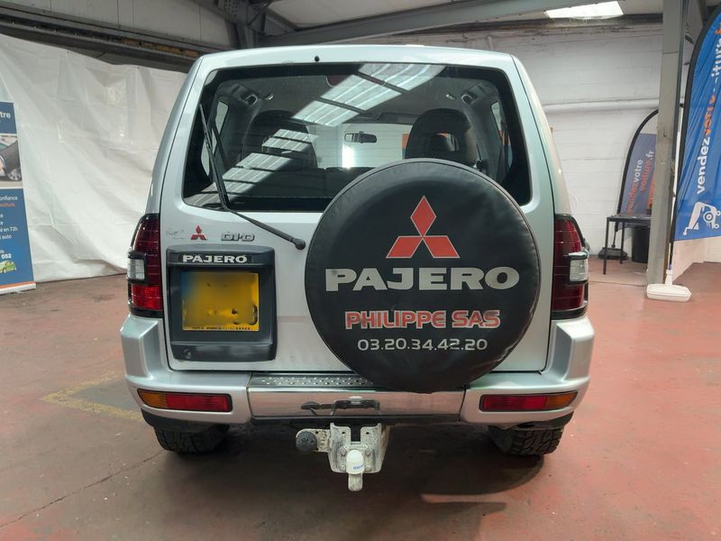 Mitsubishi Pajero 3.2 DI-D Elegance — zdjęcie 5