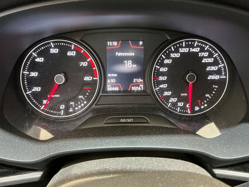 Seat Leon 1.5 TSI ACT FR — zdjęcie 13