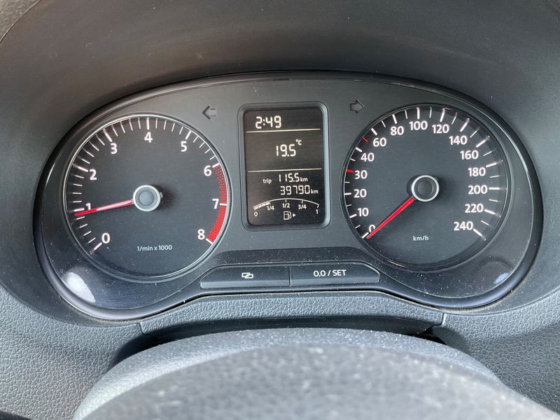 Volkswagen Polo 1.2 Trendline — zdjęcie 13
