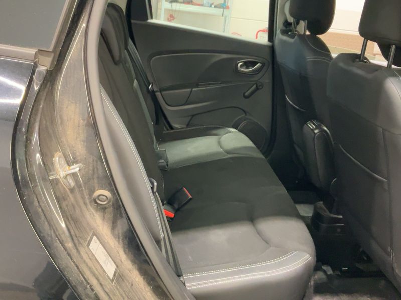 Renault Clio 1.5 dCi Energy Life — zdjęcie 14
