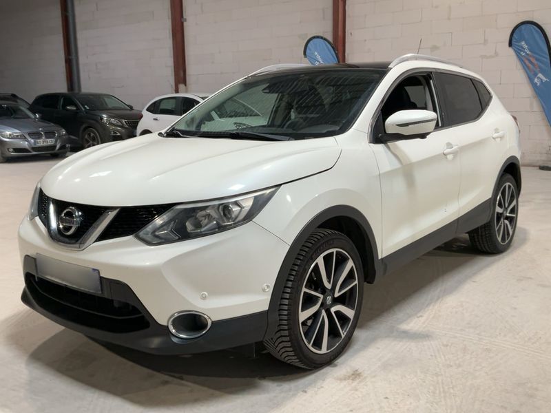 Nissan Qashqai 1.6 dCi Tekna — zdjęcie 1