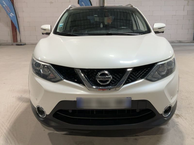 Nissan Qashqai 1.6 dCi Tekna — zdjęcie 9