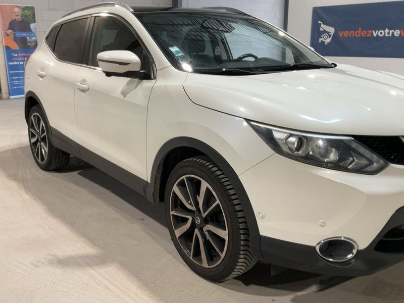 Nissan Qashqai 1.6 dCi Tekna — zdjęcie 8