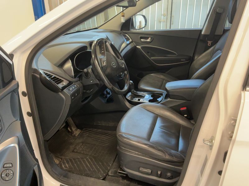 Hyundai Santa Fe 2.2 CRDi Style 4WD — zdjęcie 11