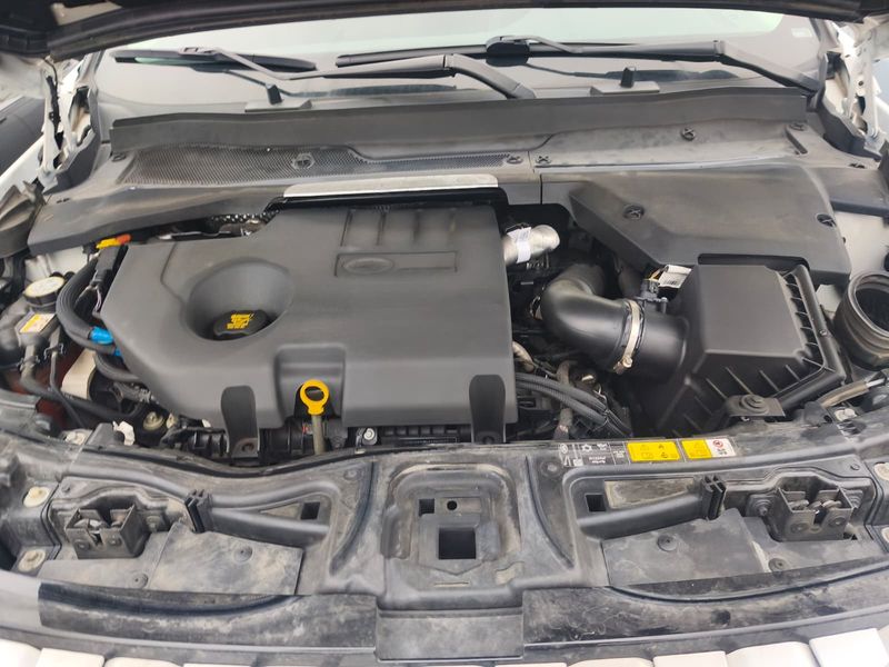 Land Rover Discovery Sport D165 Mild-Hybrid SE AWD — zdjęcie 8