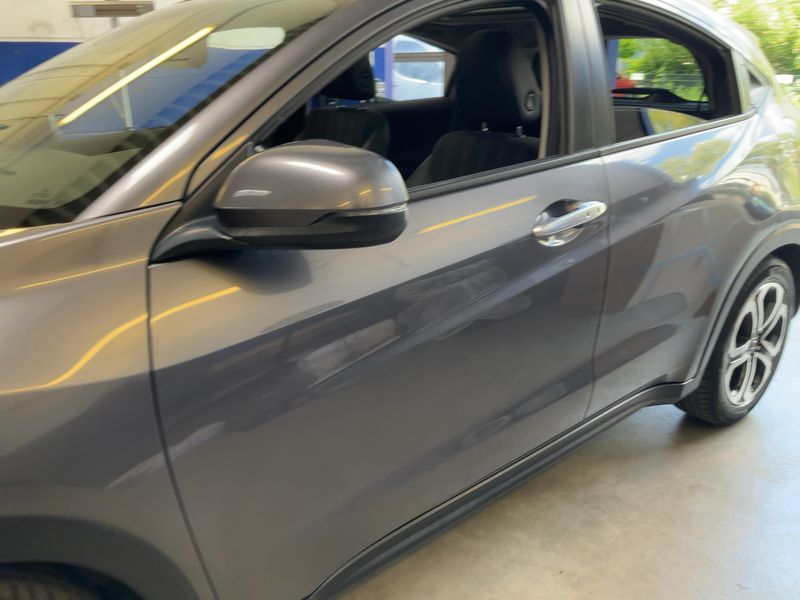 Honda HR-V 1.5 i-VTEC Executive — zdjęcie 2
