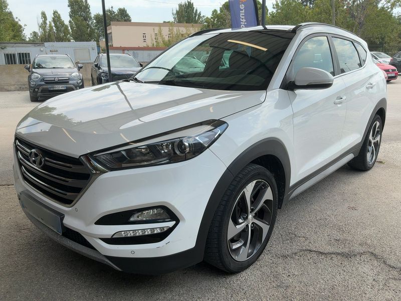 Hyundai Tucson 1.7 CRDi Creative 2WD — zdjęcie 2