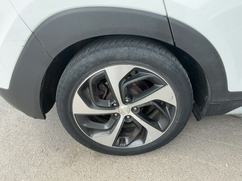 Hyundai Tucson 1.7 CRDi Creative 2WD 2018 – снимка 9