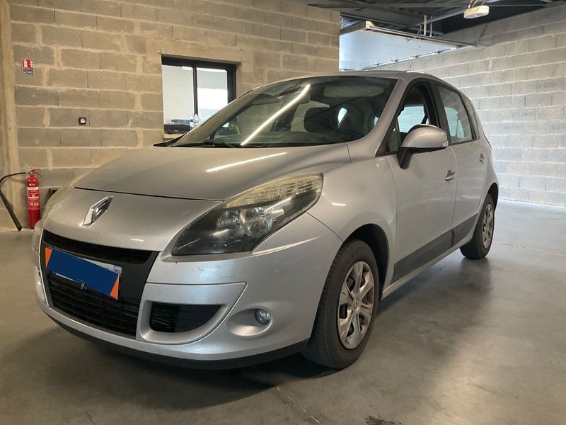 2010 Renault Scenic