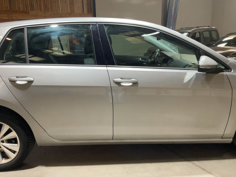 Volkswagen Golf VII 1.6 TDI Confortline Business BlueMotion Tech — zdjęcie 7