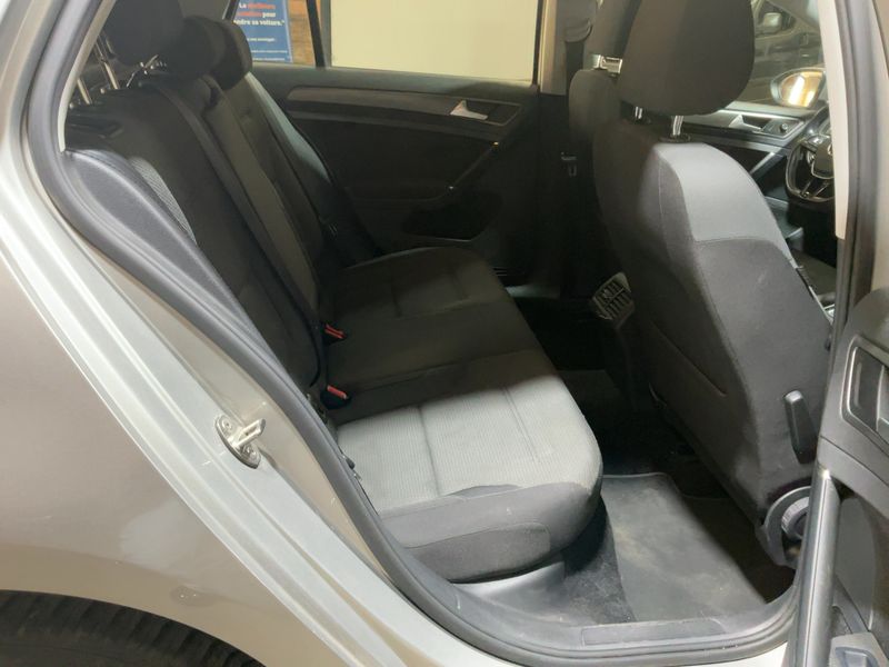 Volkswagen Golf VII 1.6 TDI Confortline Business BlueMotion Tech — zdjęcie 14