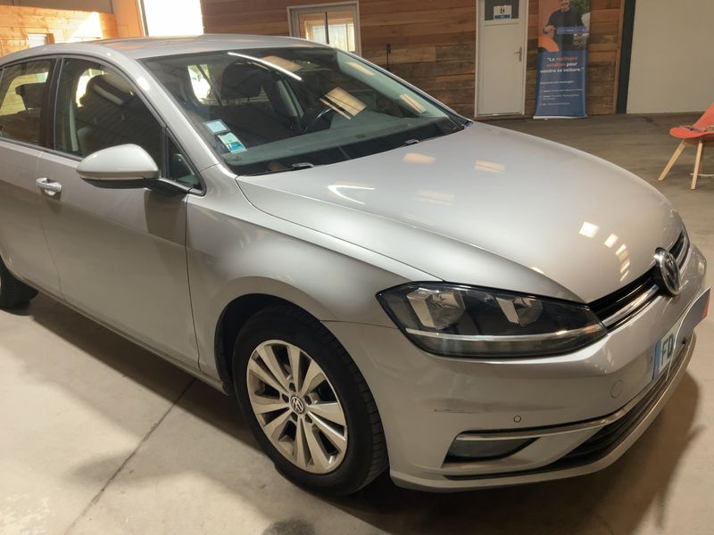 Volkswagen Golf VII 1.6 TDI Confortline Business BlueMotion Tech — zdjęcie 8