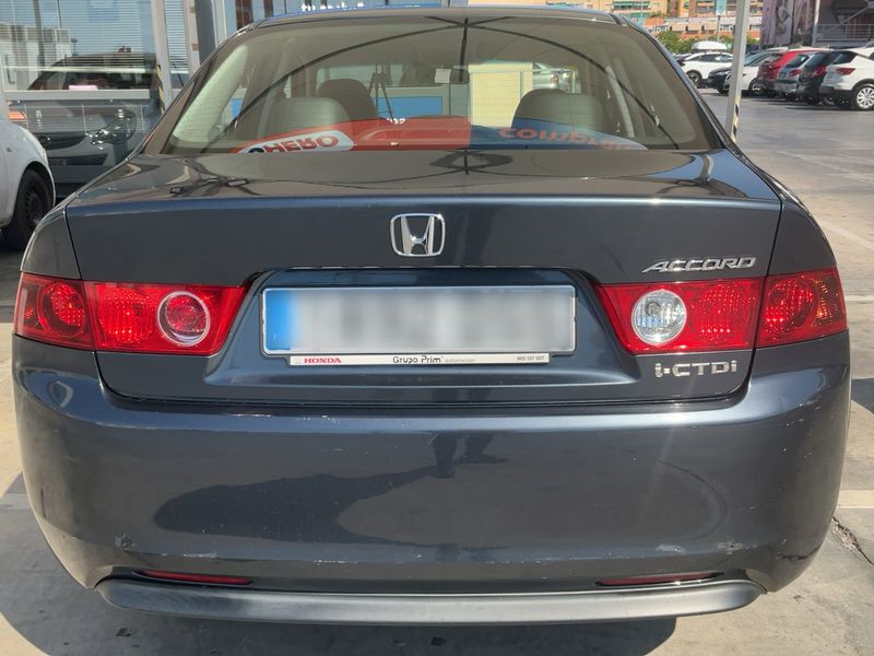 Honda Accord 2.2 CTDI I-CTDi Sport — zdjęcie 5