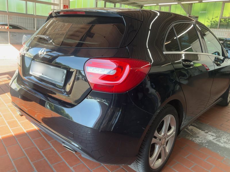 Mercedes-Benz A-Klasse A 200 BlueEfficiency Urban 2012 – снимка 8