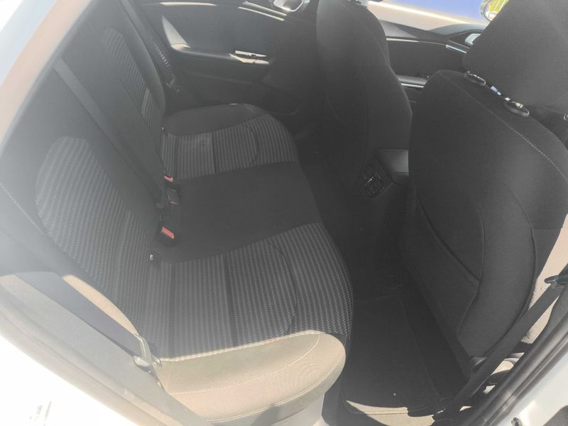 Kia XCeed 1.6 Plug-in Hybrid eDrive PHEV — zdjęcie 13