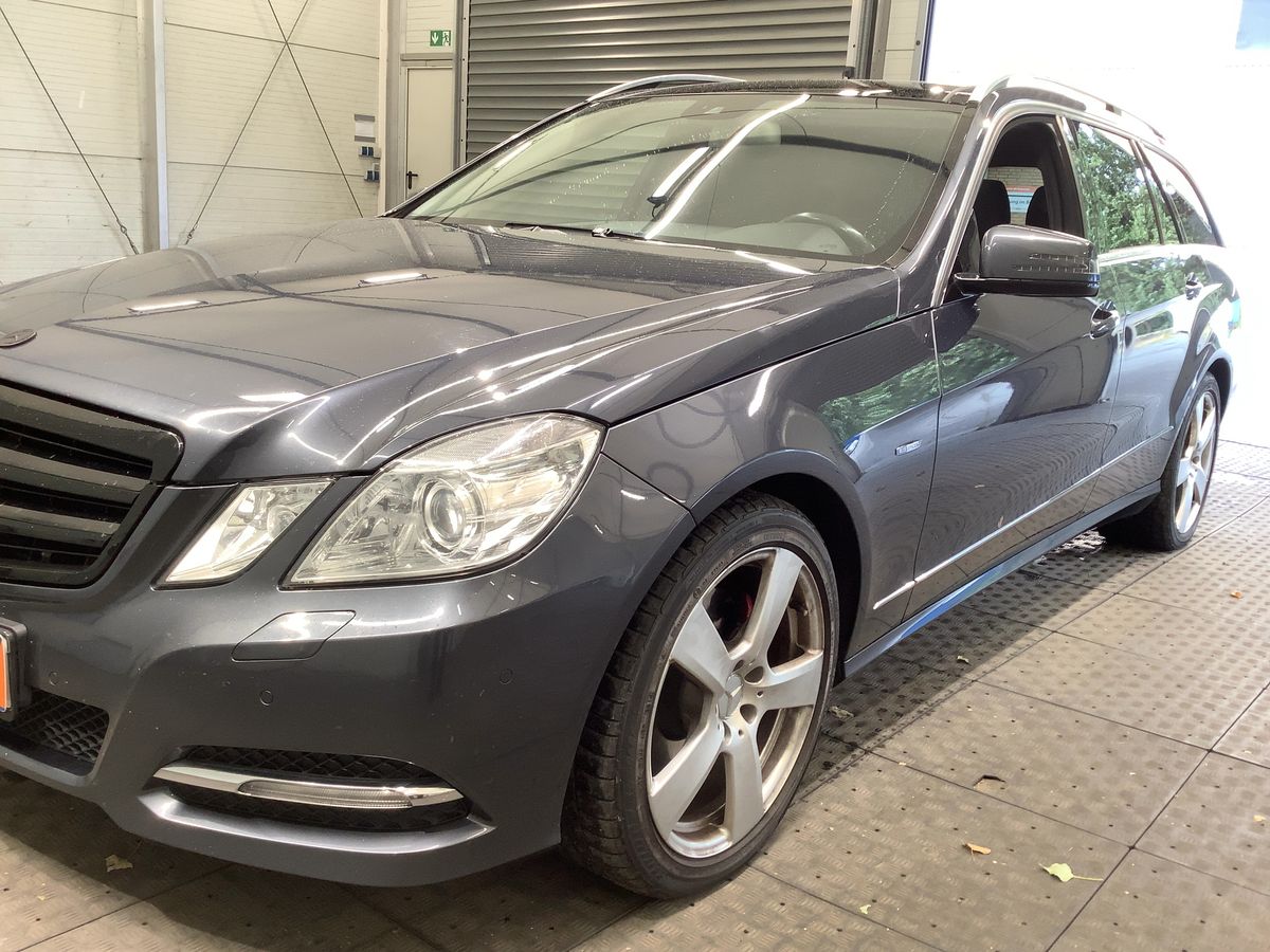 Mercedes-Benz E-Klasse E 350 CDI T BlueEfficiency Avantgarde