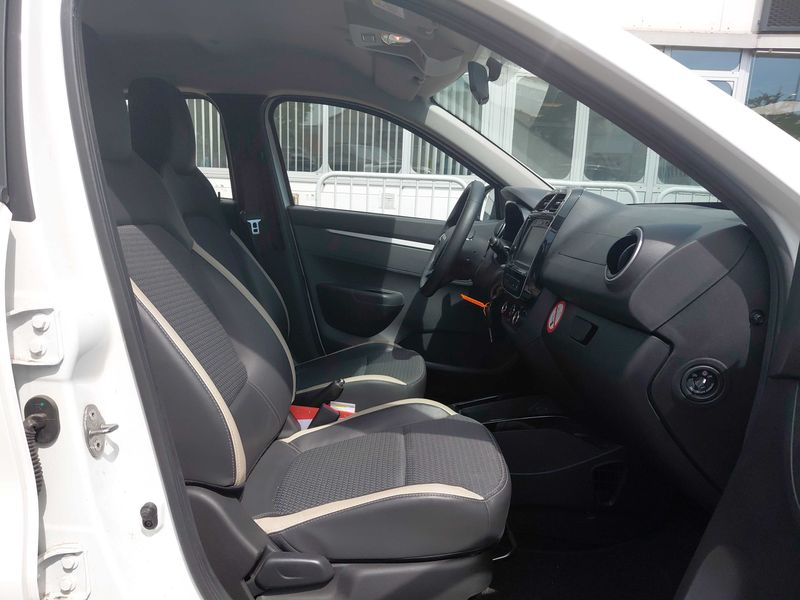 Dacia Spring electric drive 33 kW Essential — zdjęcie 10