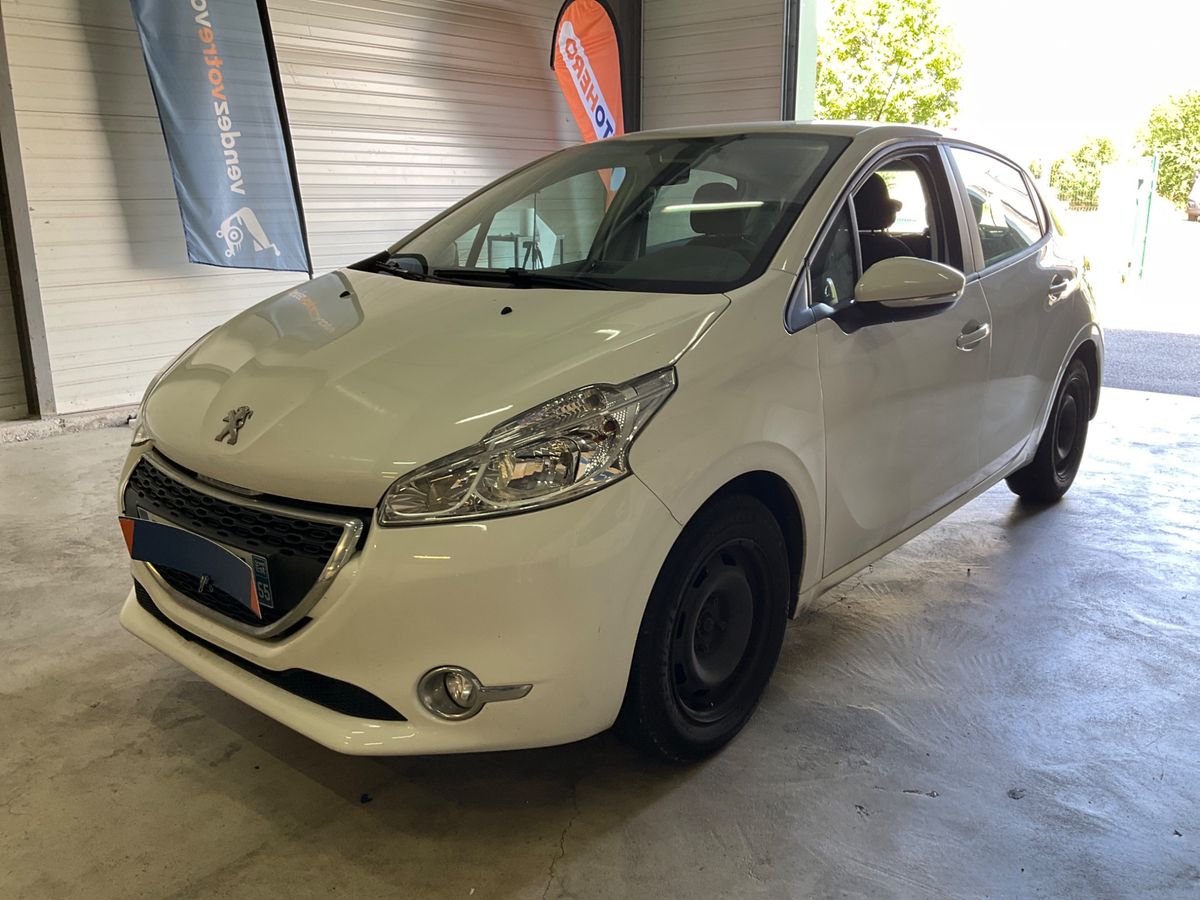 Peugeot 208 2015