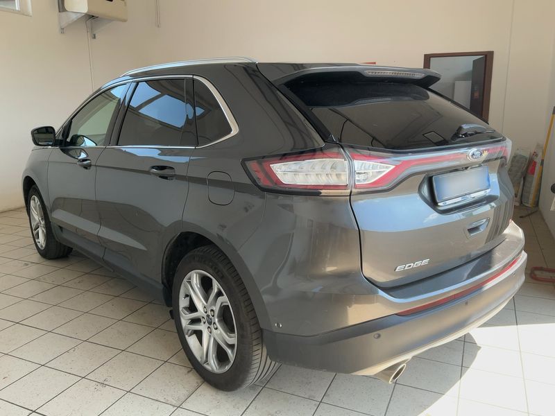 Ford Edge 2.0 TDCi Bi-Turbo Titanium 4x4 — zdjęcie 3